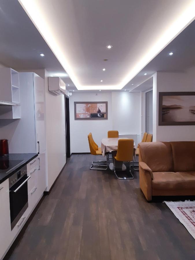 Royal Boardinghouse Gmbh - * Munich